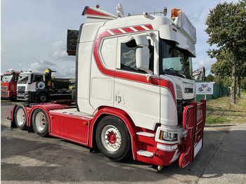 Tahač SCANIA R 500