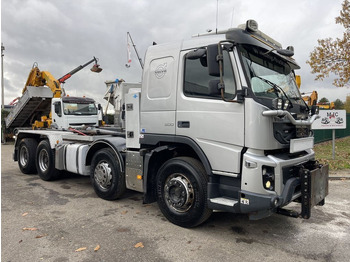 Hákový nosič kontejnerů VOLVO FMX 500