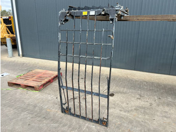 Kabina a interiér CATERPILLAR