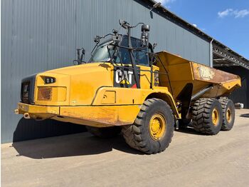 Kloubový sklápěč CATERPILLAR 730C2