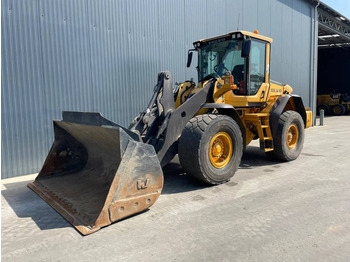 Kolový nakladač VOLVO L90F