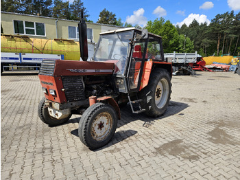 Traktor URSUS