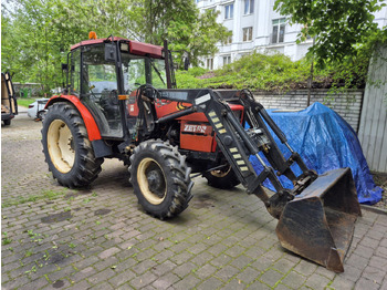 Traktor ZETOR