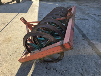 Zemědělský válec KVERNELAND