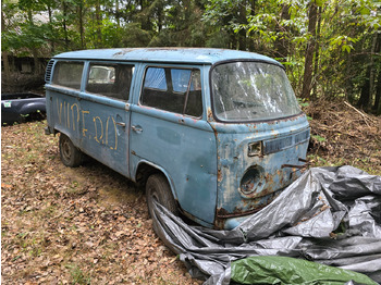 Osobní auto VOLKSWAGEN
