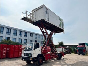 Pozemní vybavení letišť, Autoplošina Mercedes-Benz LK 1517 V6 Motor Airport Lift/Flughafen: obrázek 1