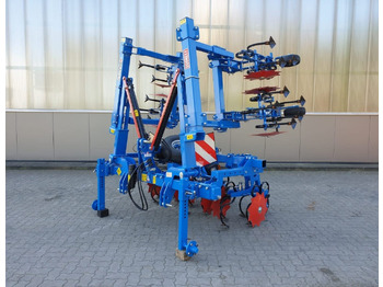 Stroj na obdělávání půdy CARRÉ