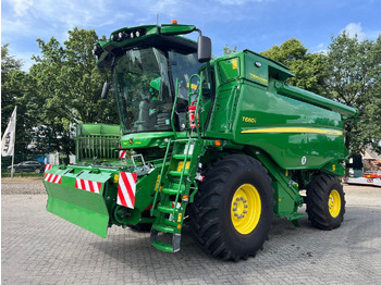 Sklízecí mlátička JOHN DEERE T660