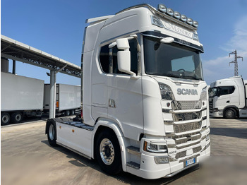 Tahač SCANIA S 500
