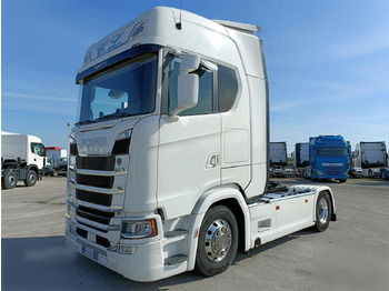Tahač SCANIA S 500