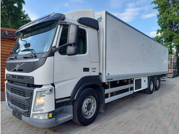 Chladírenský nákladní automobil VOLVO FM 330