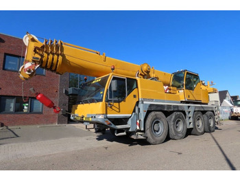 Univerzální autojeřáb LIEBHERR LTM 1060/2
