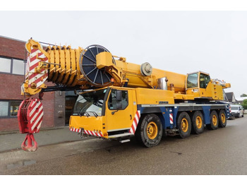 Univerzální autojeřáb LIEBHERR