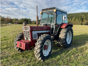 Traktor INTERNATIONAL