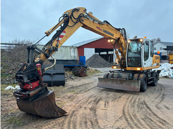 Rýpadlo LIEBHERR A 900