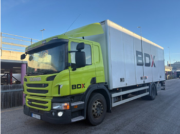 Skříňový nákladní auto SCANIA P 250