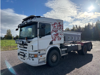 Hákový nosič kontejnerů SCANIA P 420