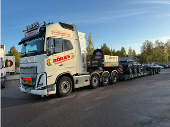 Nákladní auto VOLVO FH16