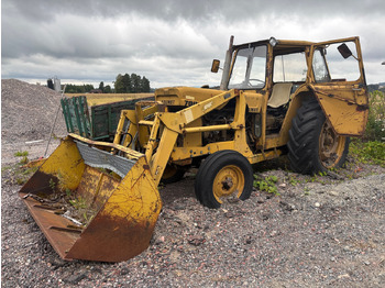 Traktor VALMET
