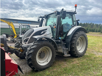 Traktor VALTRA N134