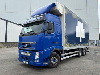 Chladírenský nákladní automobil VOLVO FH12