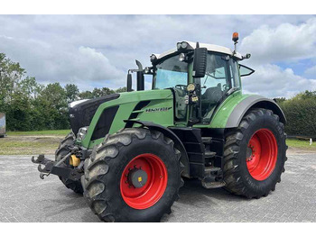 Traktor FENDT 828 Vario