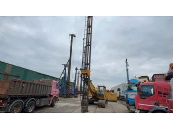 Vrtná souprava JCB JS200LC