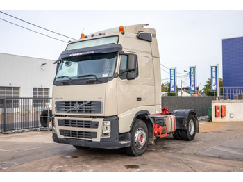 Tahač VOLVO FH 400