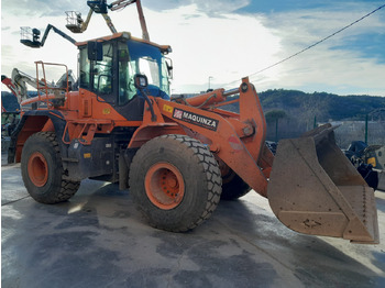 Kolový nakladač DOOSAN DL300