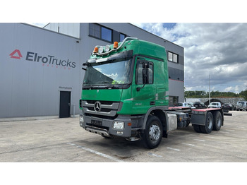 Podvozek s kabinou MERCEDES-BENZ Actros 2646