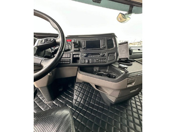 Tahač SCANIA R 500