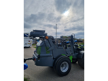 Nový Kolový nakladač WCM L2316: obrázek 4