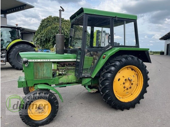Traktor JOHN DEERE 2030
