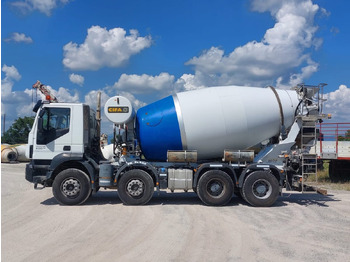 Autodomíchávač IVECO Trakker
