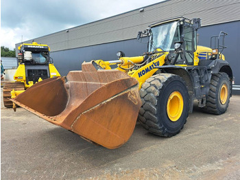 Kolový nakladač KOMATSU WA475