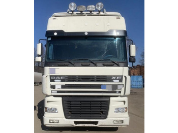 Tahač DAF XF 95