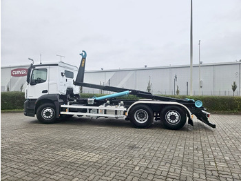 Hákový nosič kontejnerů MERCEDES-BENZ Actros 2542