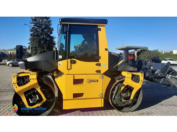 Silniční válec BOMAG