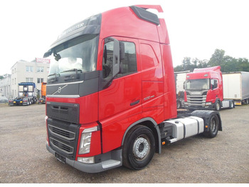 Tahač VOLVO FH13 500