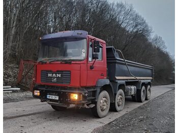 Sklápěč MAN F 2000 8X4 Tipper: obrázek 1