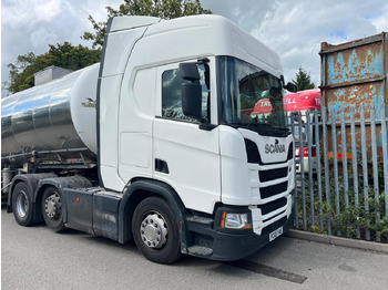 Tahač SCANIA R 450