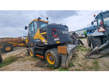Kolesové rýpadlo VOLVO EWR150E