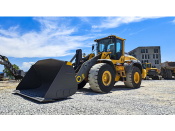Kolový nakladač VOLVO L120H: obrázek 2