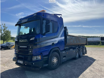 Hákový nosič kontejnerů SCANIA R 580