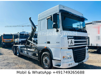 Hákový nosič kontejnerů DAF XF 105 460