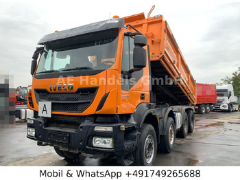 Sklápěč IVECO Trakker
