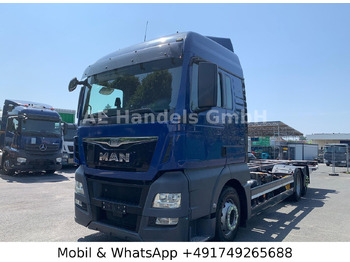 Podvozek s kabinou MAN TGX 26.440