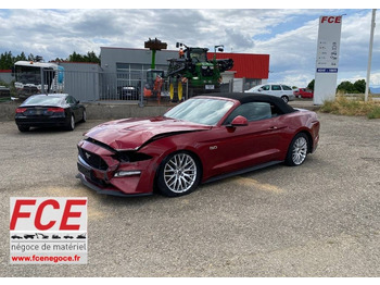 Osobní auto FORD