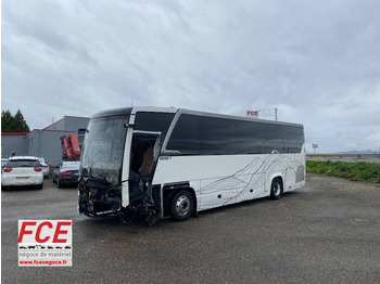 Autobus příměstský