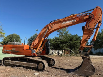 Pásové rýpadlo DOOSAN DX420